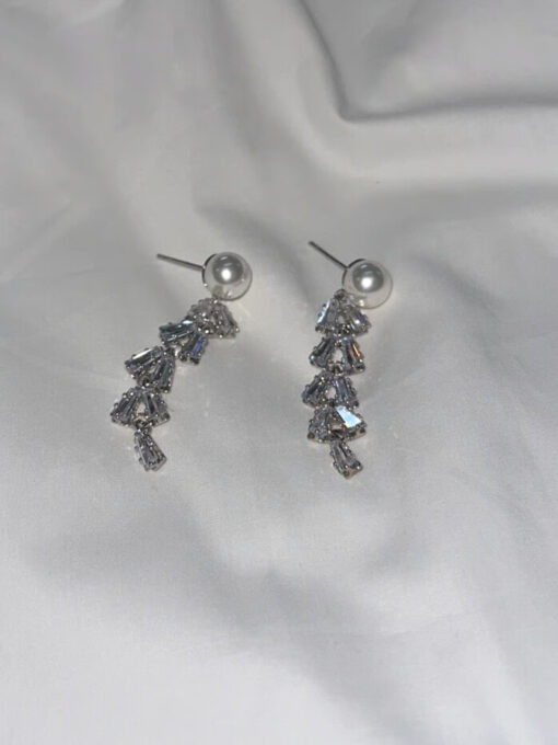 Crystal and Pearl Drop Earrings